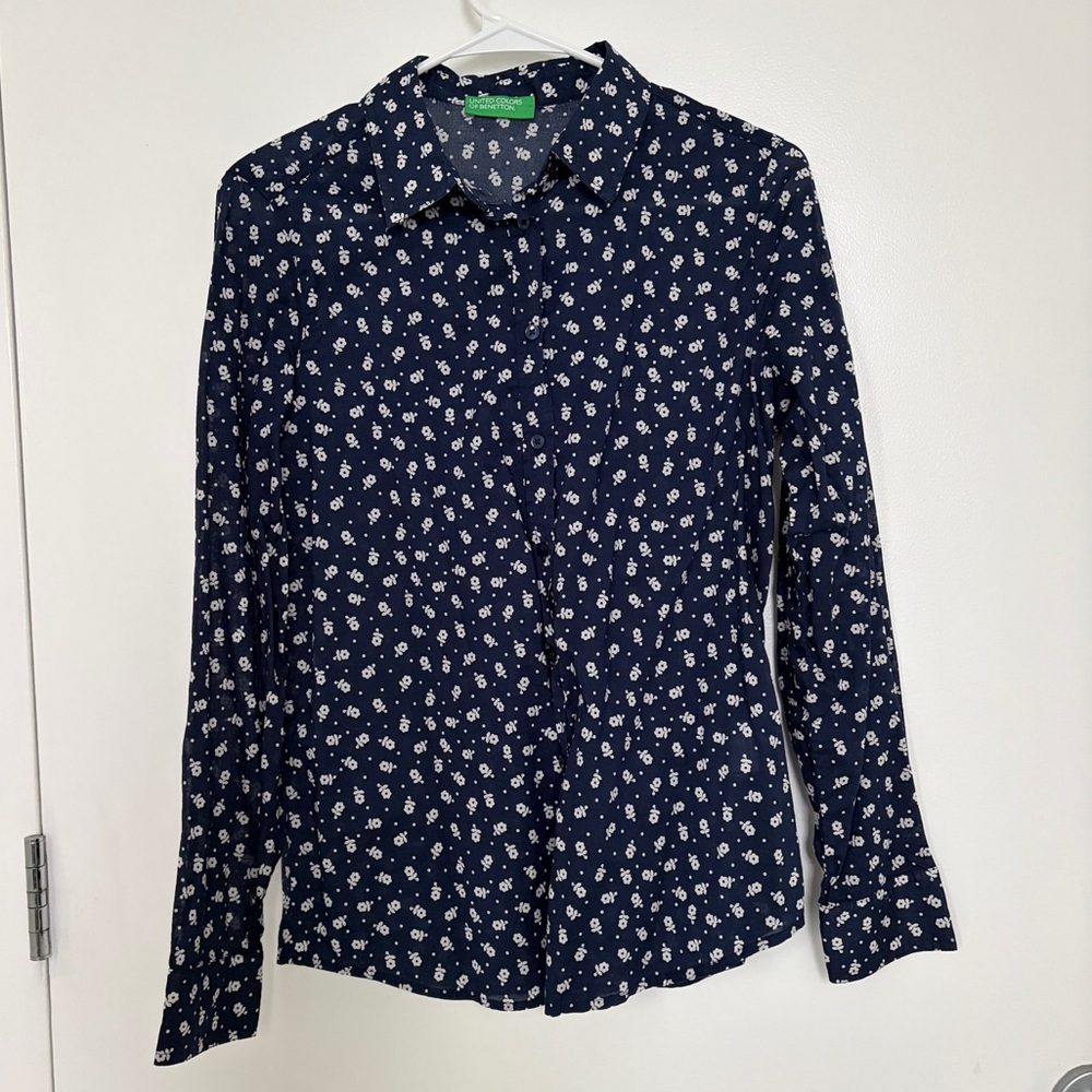 Women’s United Colors Of Benetton Dark Blue Shirt with White Floral Design